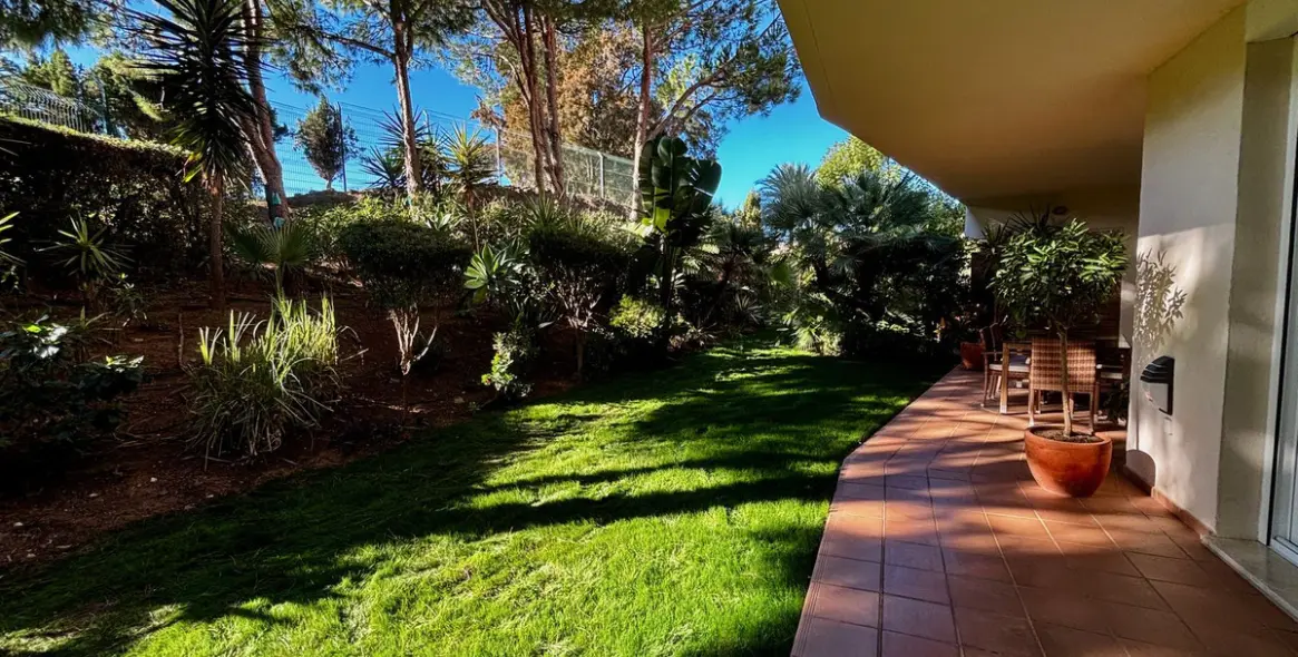 Sale of ground floor apartment in Riviera del Sol 4
