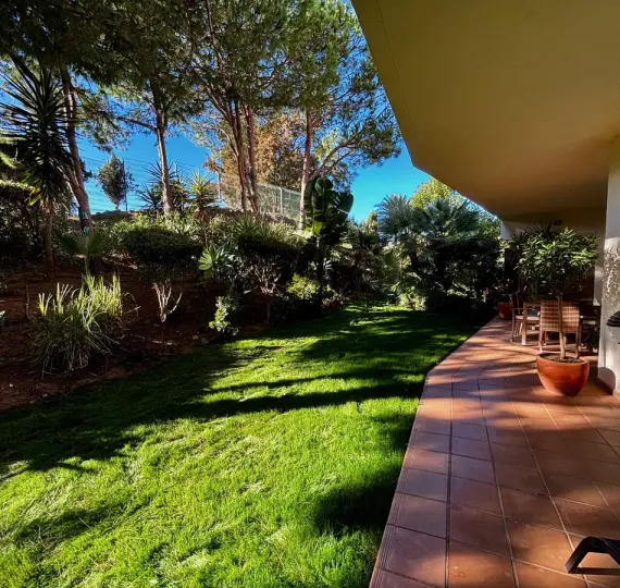 Sale of ground floor apartment in Riviera del Sol