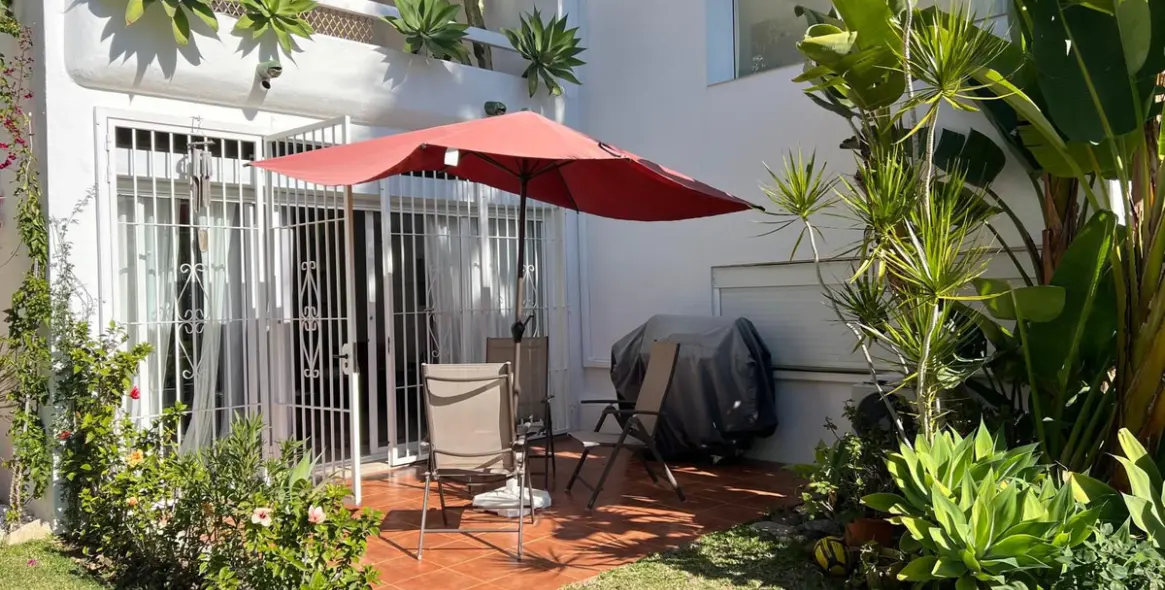 Продажа апартаментов на первом этаже в Aloha 1