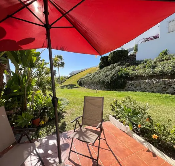 Venta de apartamento en planta baja en Aloha