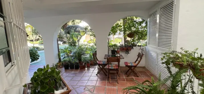 Venta de apartamento en planta baja en Aloha 3