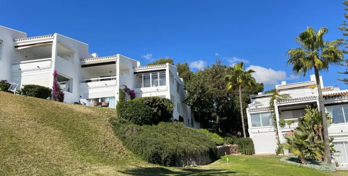 Продажа апартаментов на первом этаже в Aloha 18