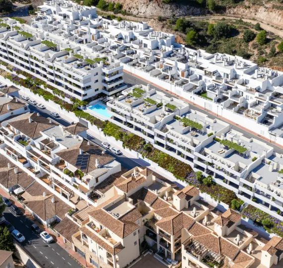 Продажа апартаментов на первом этаже в Benalmadena