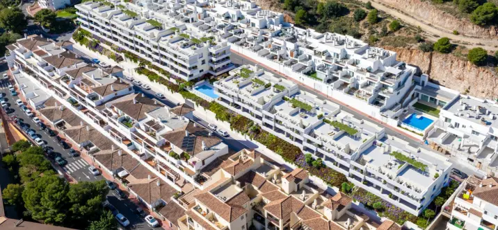 Sale of ground floor apartment in Benalmadena 0