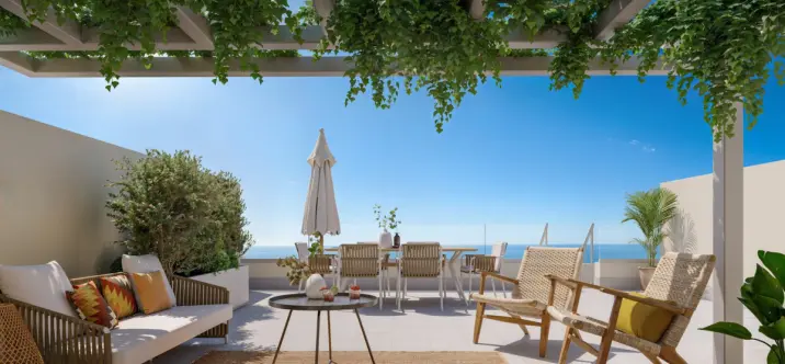 Sale of ground floor apartment in Benalmadena 2