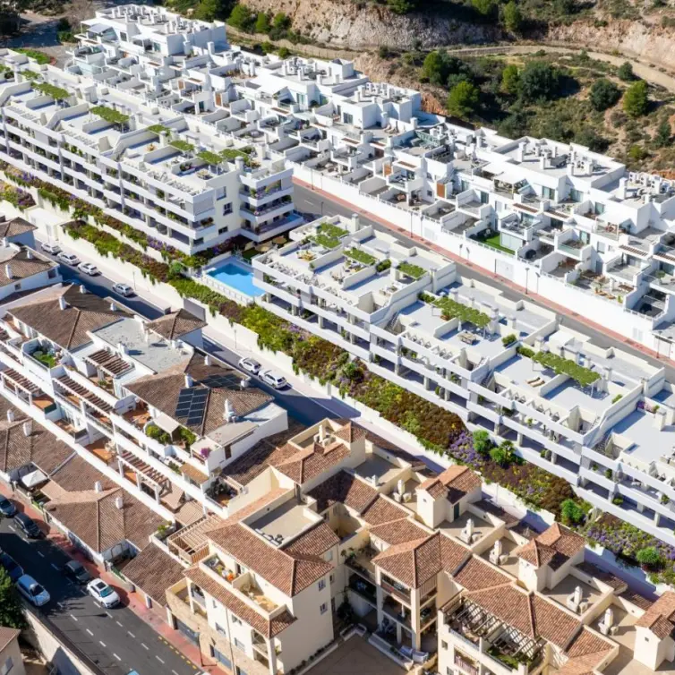 Sale of ground floor apartment in Benalmadena