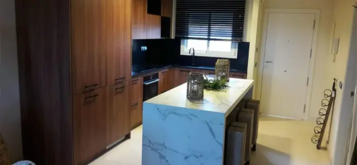 Продажа апартаментов на среднем этаже в Cerros del Aguila 1