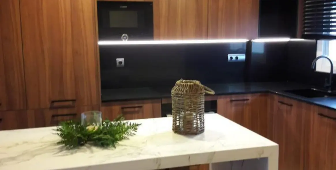 Sale of middle floor apartment in Cerros del Aguila 4