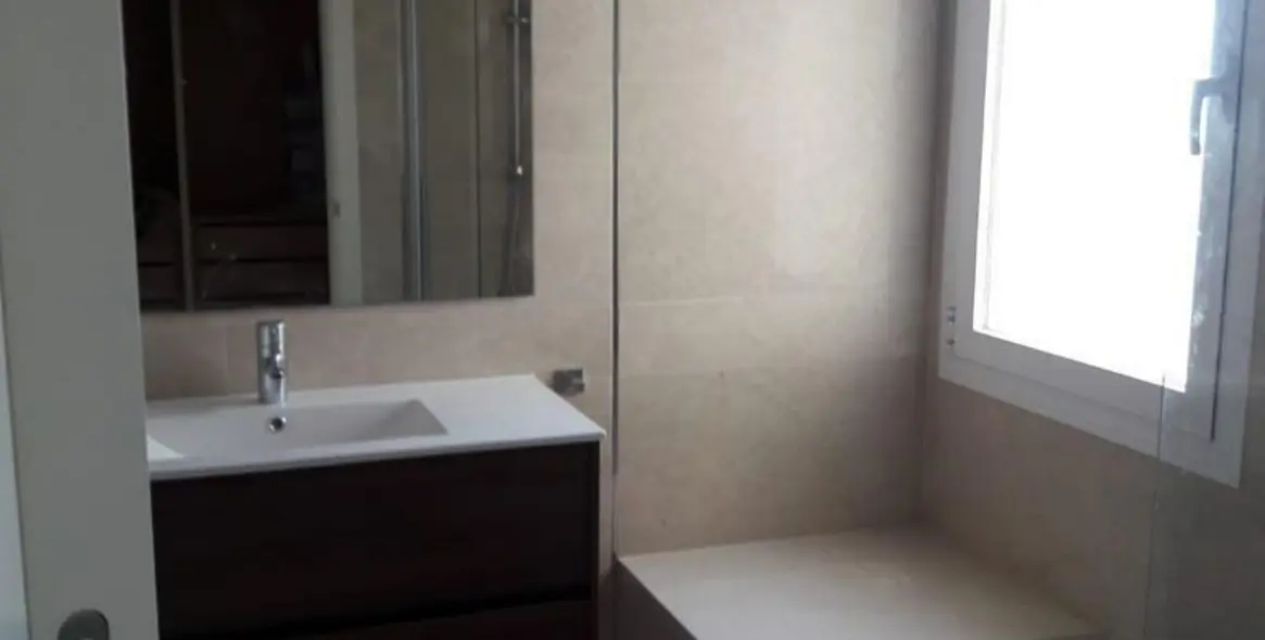 Sale of middle floor apartment in Cerros del Aguila 15