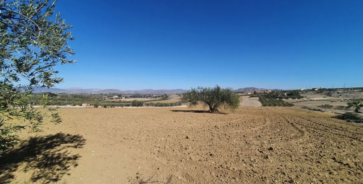 Продажа  жилого участка в Alhaurín el Grande 7