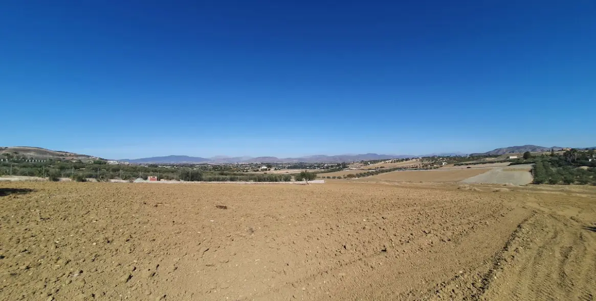 Продажа  жилого участка в Alhaurín el Grande 8