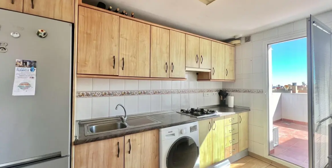 Sale of penthouse in Las Lagunas 4