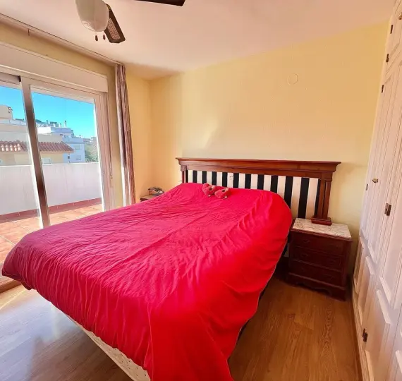 Sale of penthouse in Las Lagunas