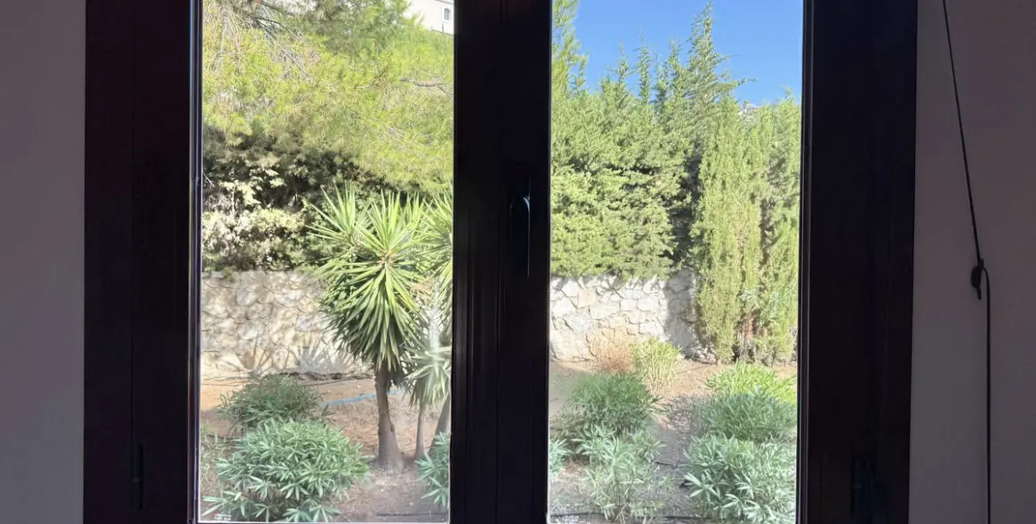 Продажа апартаментов на среднем этаже в Benahavís 14