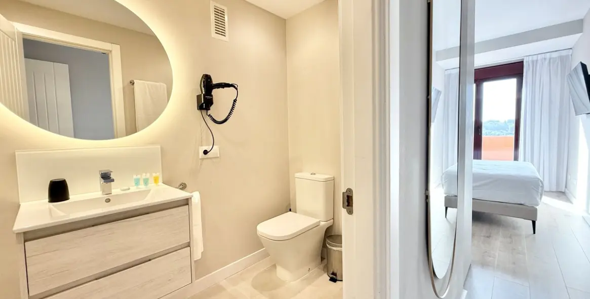 Продажа апартаментов на среднем этаже в Benahavís 18