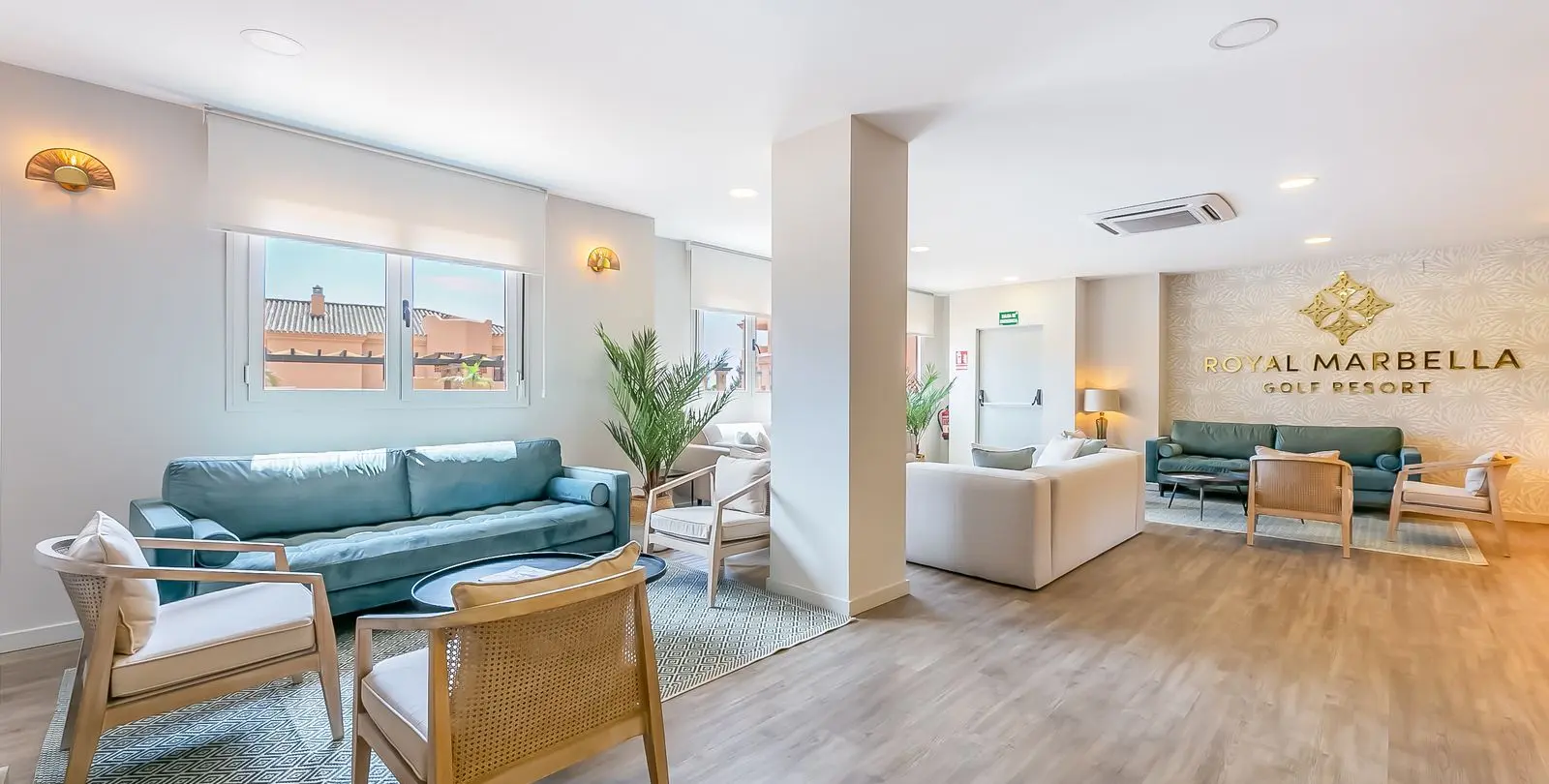 Sale of middle floor apartment in Benahavís 31