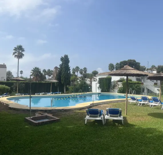 Venta de apartamento en planta baja en El Paraiso