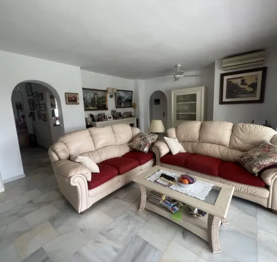 Venta de apartamento en planta baja en El Paraiso