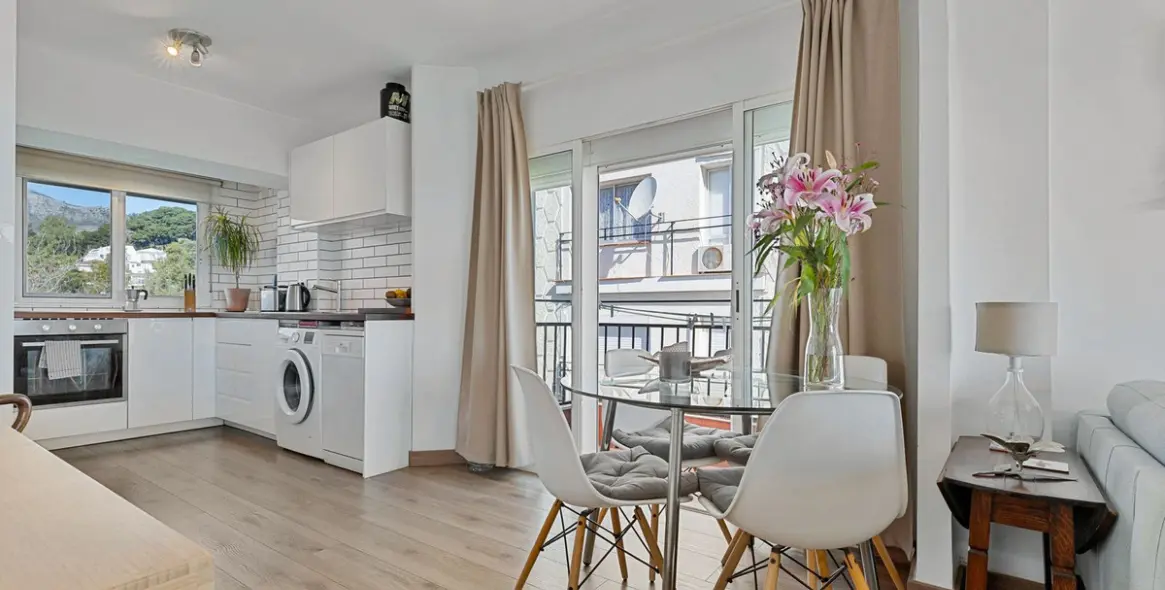 Sale of middle floor apartment in Torremolinos 6