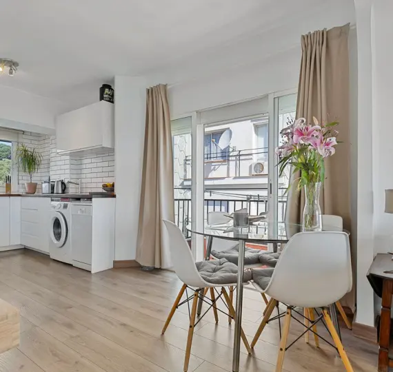 Venta de apartamento en planta media en Torremolinos