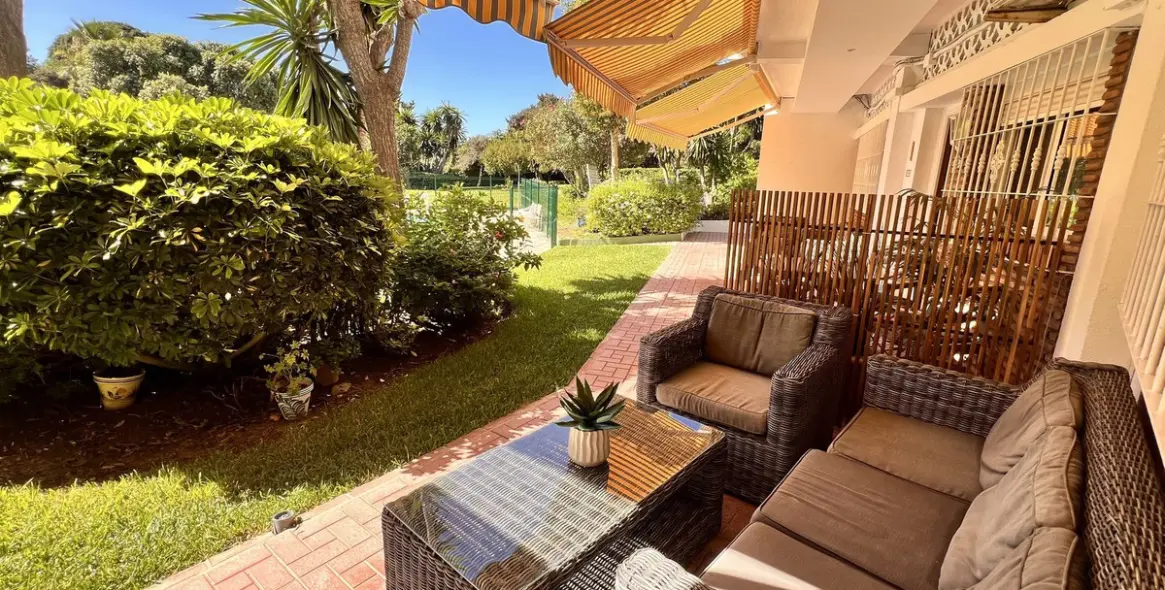 Sale of ground floor apartment in Marbesa 3