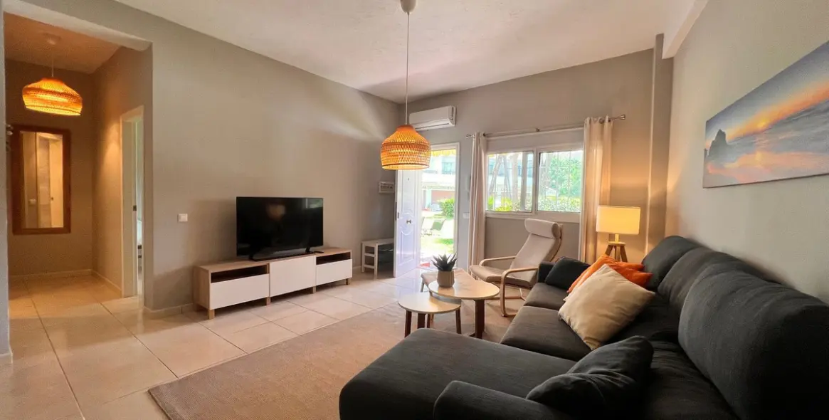 Sale of ground floor apartment in Marbesa 12