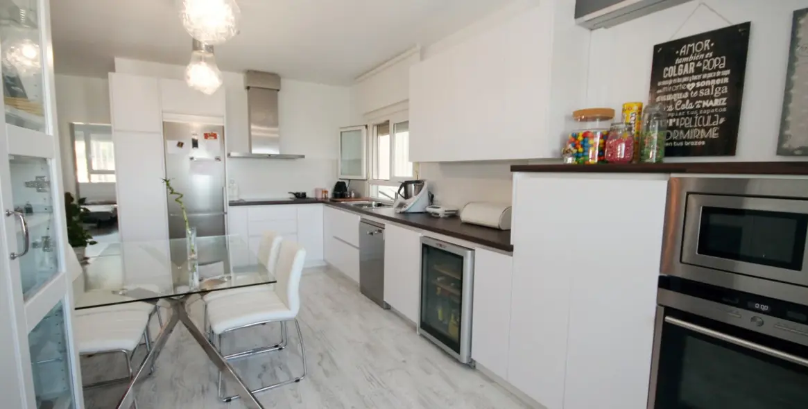 Sale of ground floor apartment in La Mairena 15