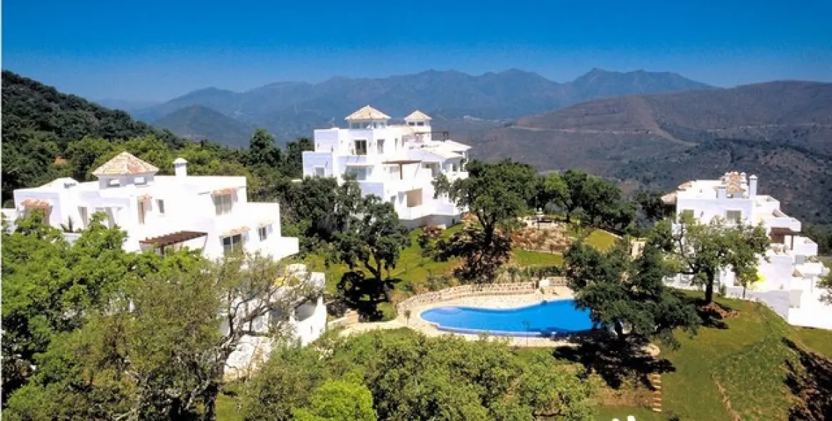 Sale of ground floor apartment in La Mairena 18