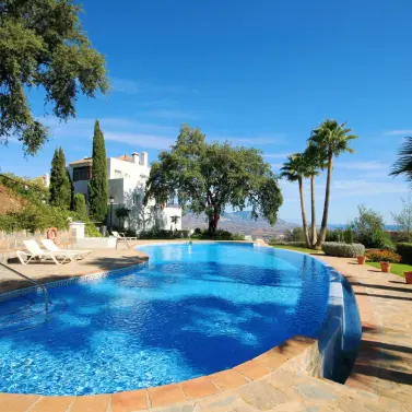 Продажа апартаментов на первом этаже в La Mairena