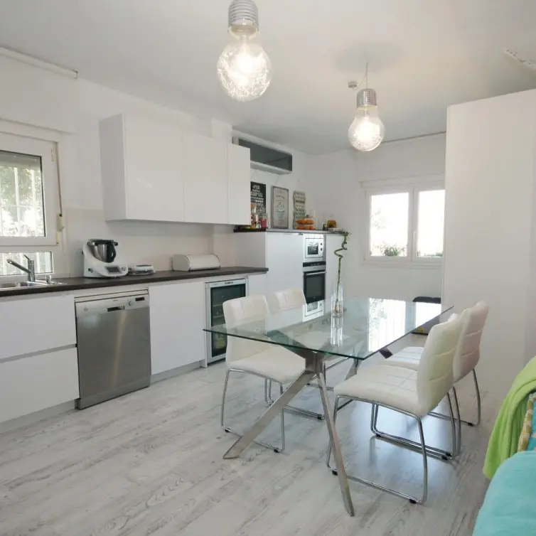 Sale of ground floor apartment in La Mairena