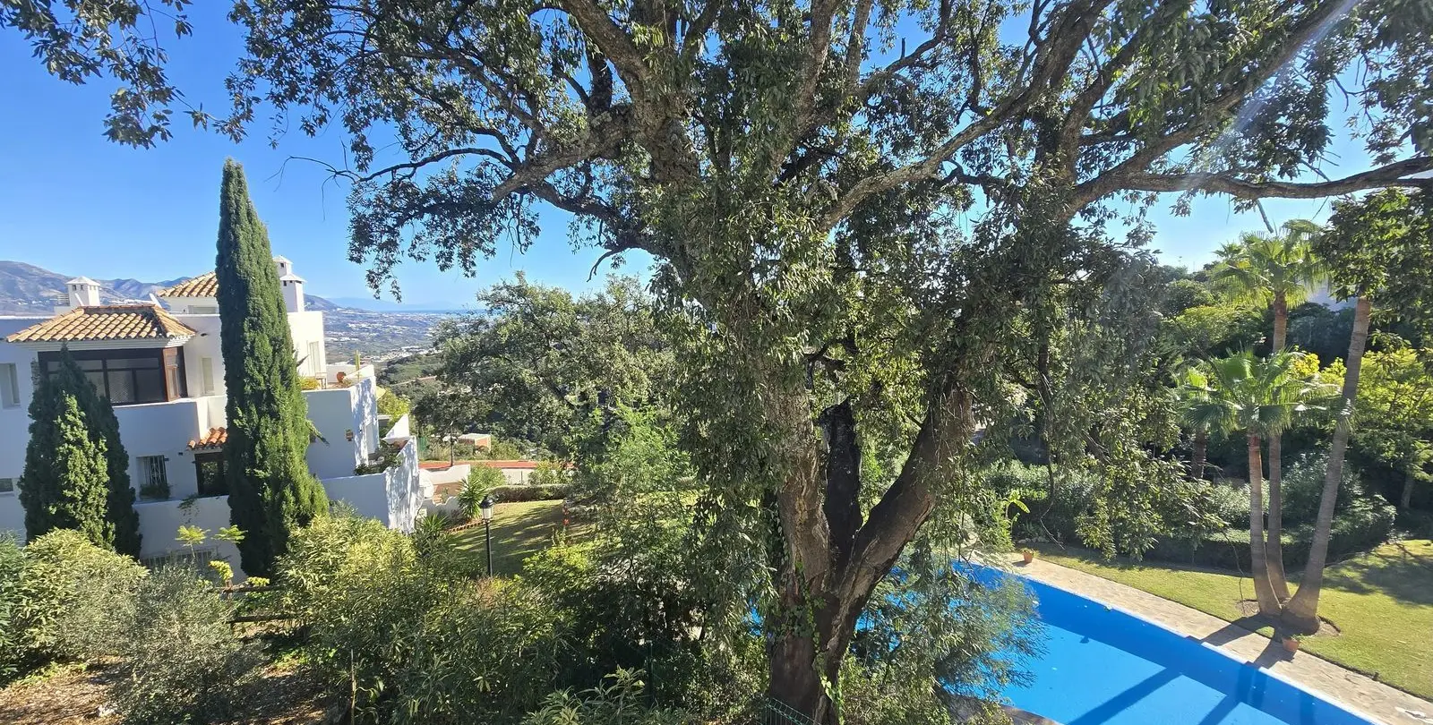 Sale of ground floor apartment in La Mairena 6