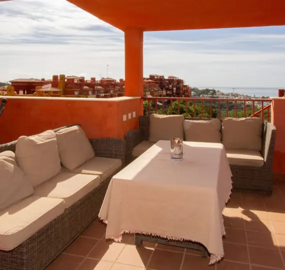 Sale of penthouse in Reserva de Marbella