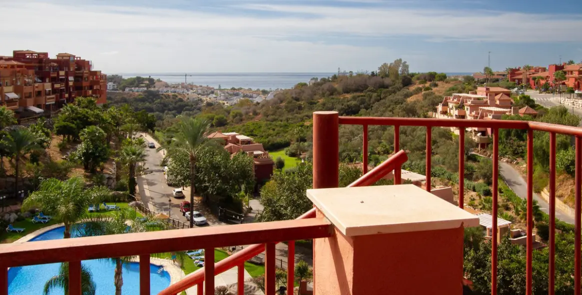Sale of penthouse in Reserva de Marbella 4