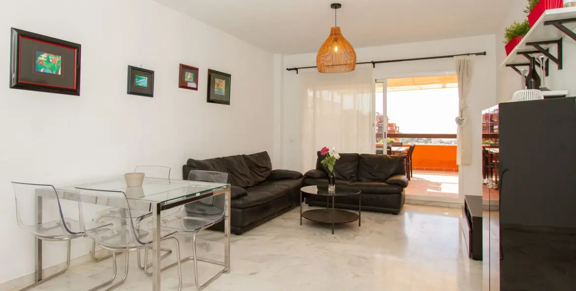 Sale of penthouse in Reserva de Marbella 5