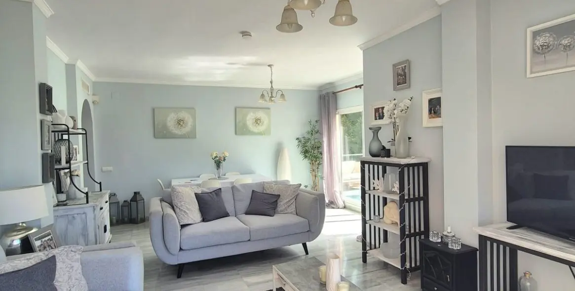 Продажа двухуровневого пентхауса в Alhaurin Golf 6