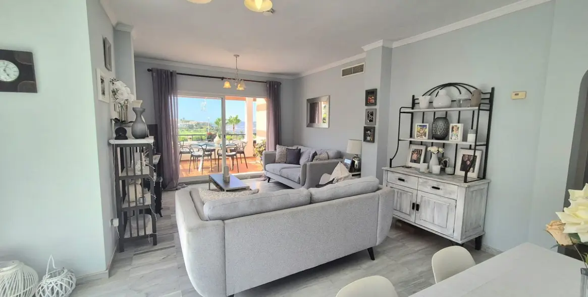 Продажа двухуровневого пентхауса в Alhaurin Golf 7