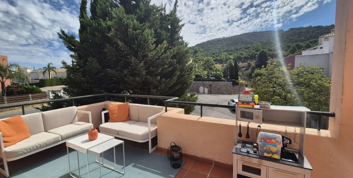 Продажа двухуровневого пентхауса в Alhaurin Golf 15