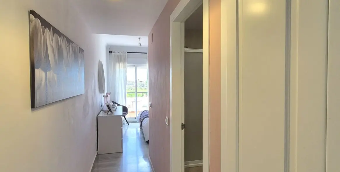 Продажа двухуровневого пентхауса в Alhaurin Golf 20