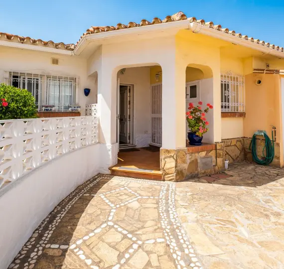 Sale of semi-detached house in Torrox Costa