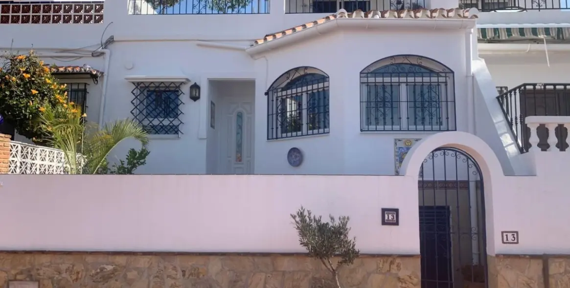 Sale of townhouse in Nerja 1