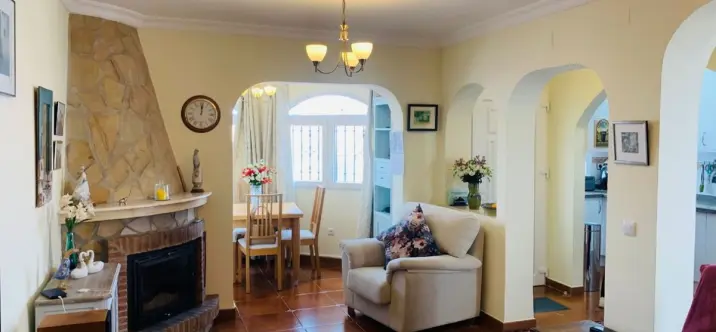 Sale of townhouse in Nerja 2