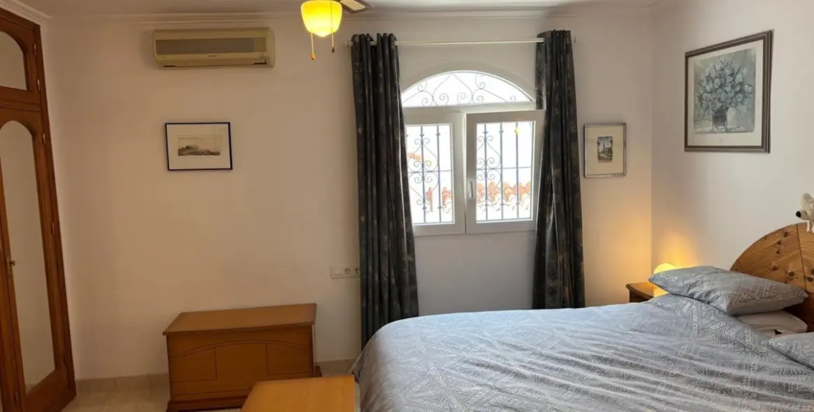 Sale of townhouse in Nerja 11