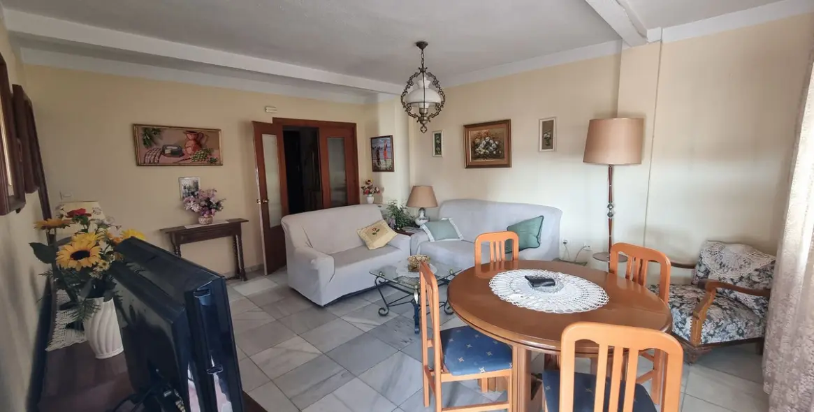 Продажа апартаментов на среднем этаже в Los Boliches 2