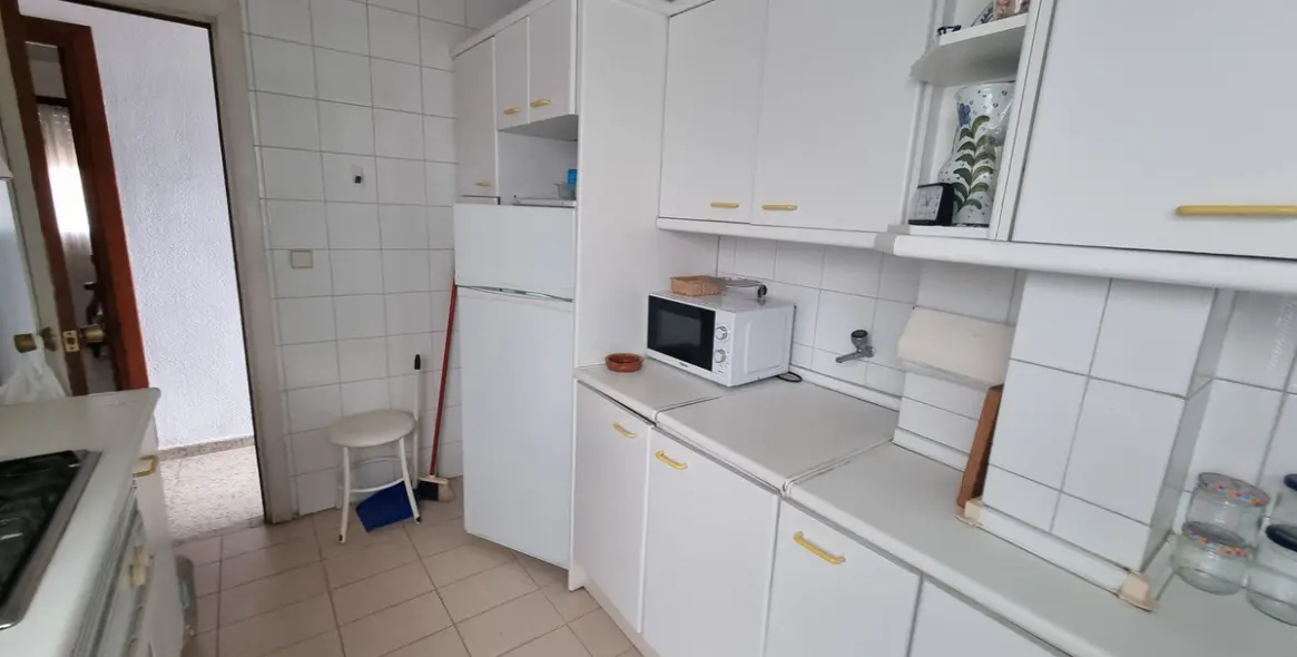 Продажа апартаментов на среднем этаже в Los Boliches 9