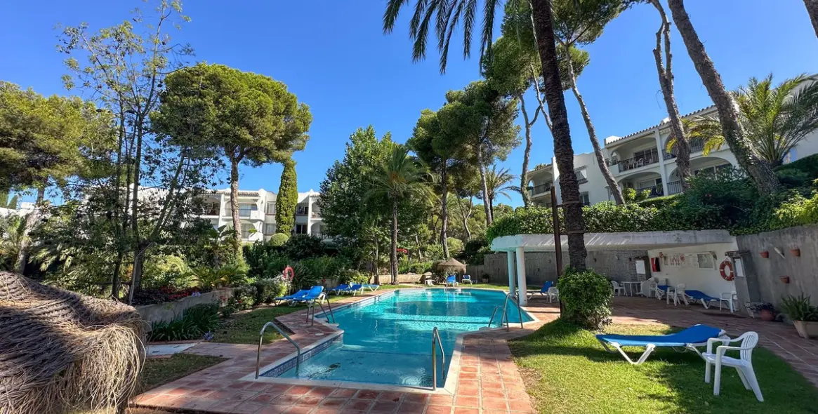 Продажа апартаментов на среднем этаже в Miraflores 1