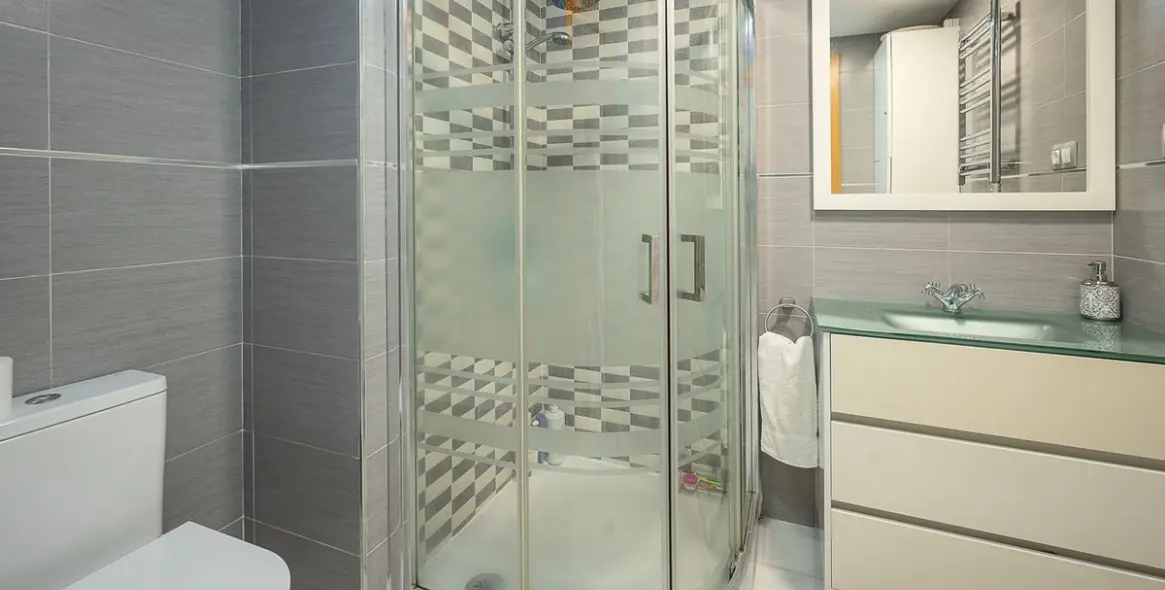 Продажа апартаментов на среднем этаже в Miraflores 15