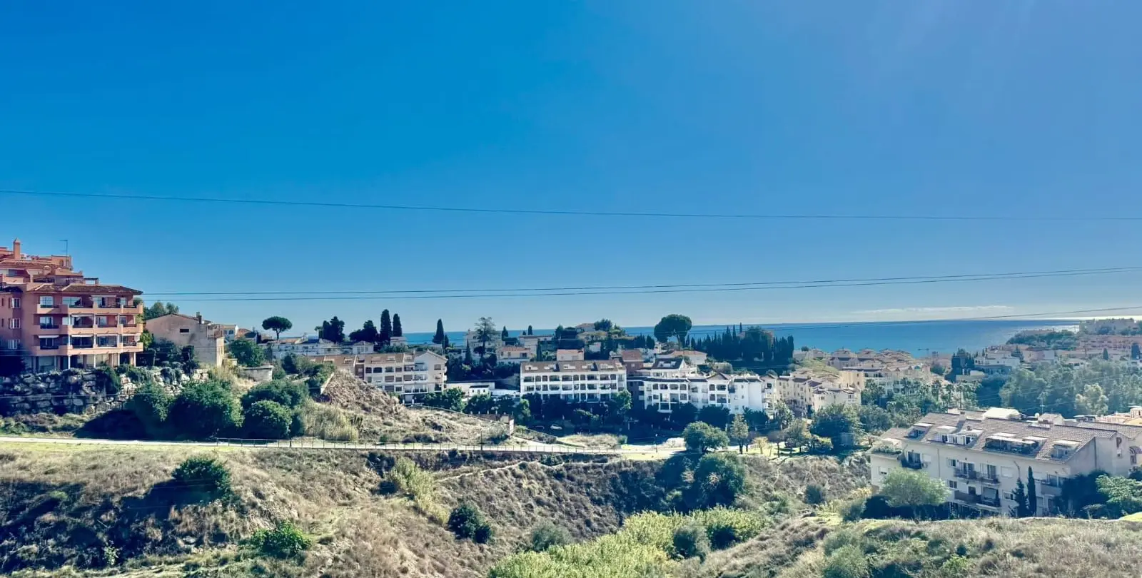 Venta de apartamento en planta media en Los Pacos 14
