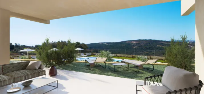 Venta de apartamento en planta baja en Estepona 1