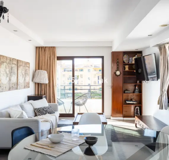 Sale of middle floor apartment in San Pedro de Alcántara