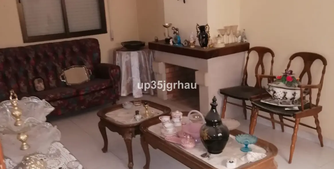 Sale of townhouse in Ronda 1